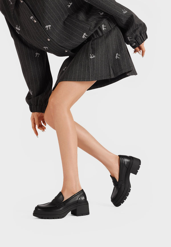 Queen Helena  X33-80